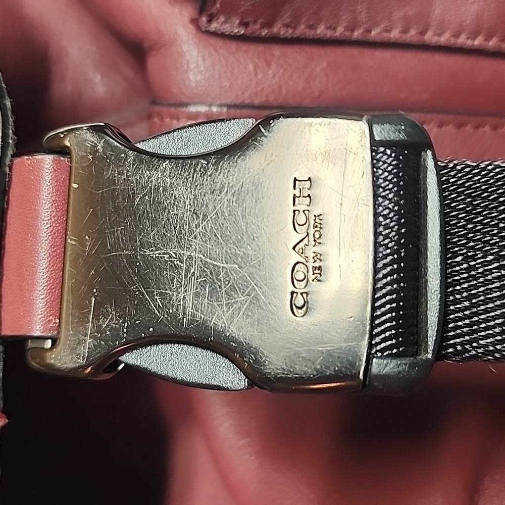 Coach Vintage Amazing XL Unisex Minimalist Burgundy Leather Backpack Rare Find - Picture 3 of 12